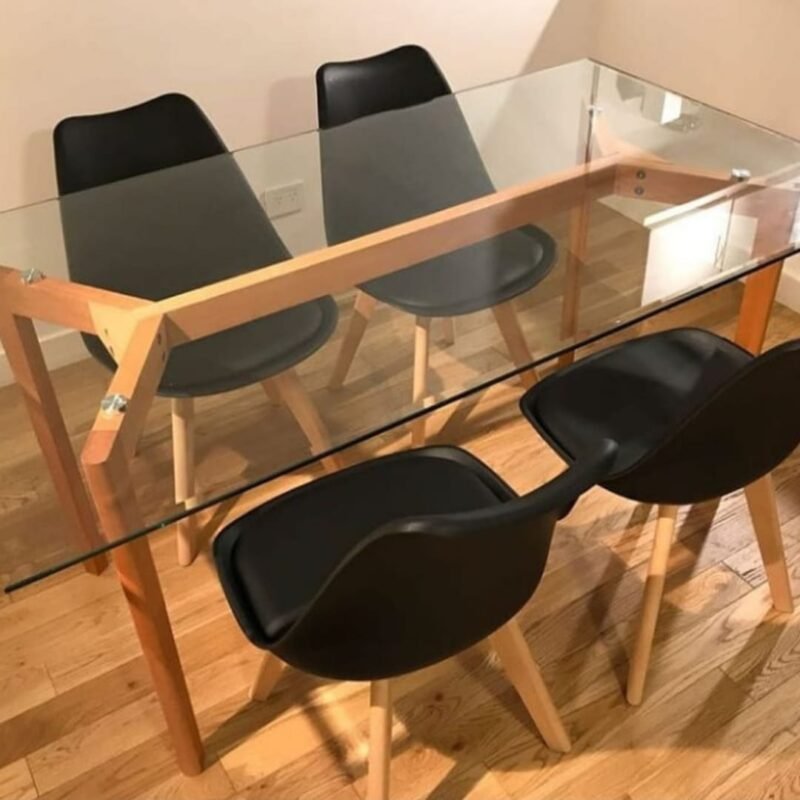 MESA ESTOCOLMO 1.40 + SILLAS TULIP