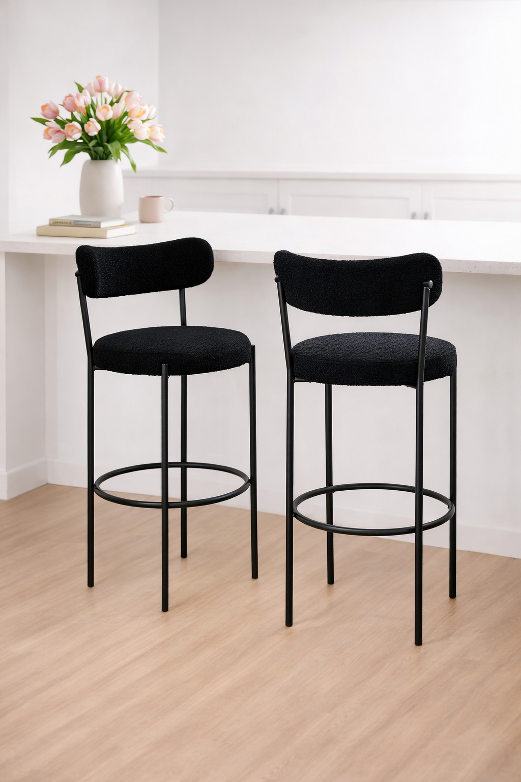 Banqueta bouclé con estructura negra - 2 unid